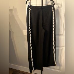 ASOS Size 6 Black Wide Leg Pants with White‎ Rik Rak Trim